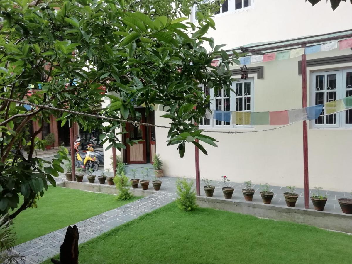 Hotel Chhimeki กาฐมาณฑุ ภายนอก รูปภาพ
