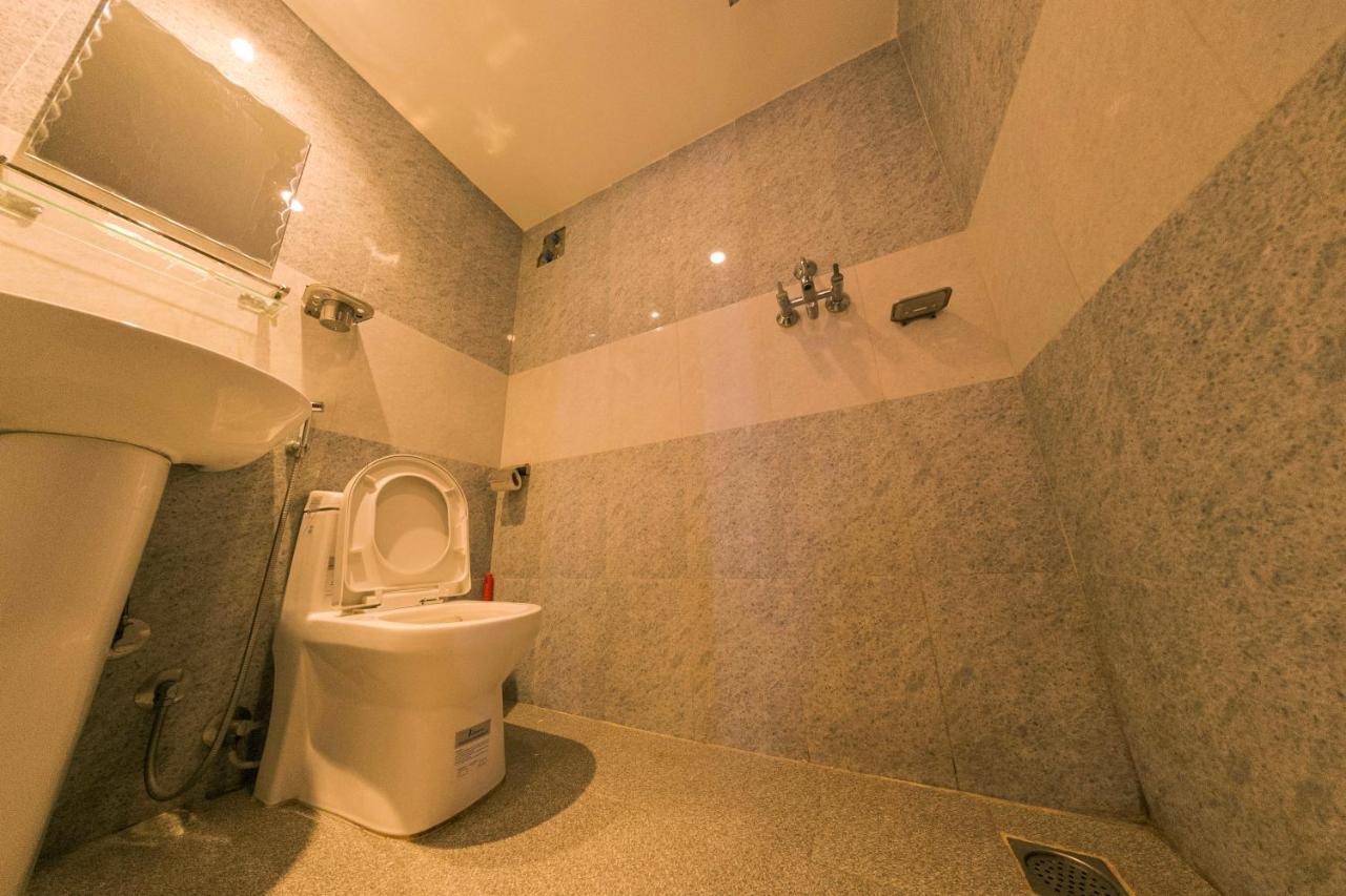 Hotel Chhimeki กาฐมาณฑุ ภายนอก รูปภาพ